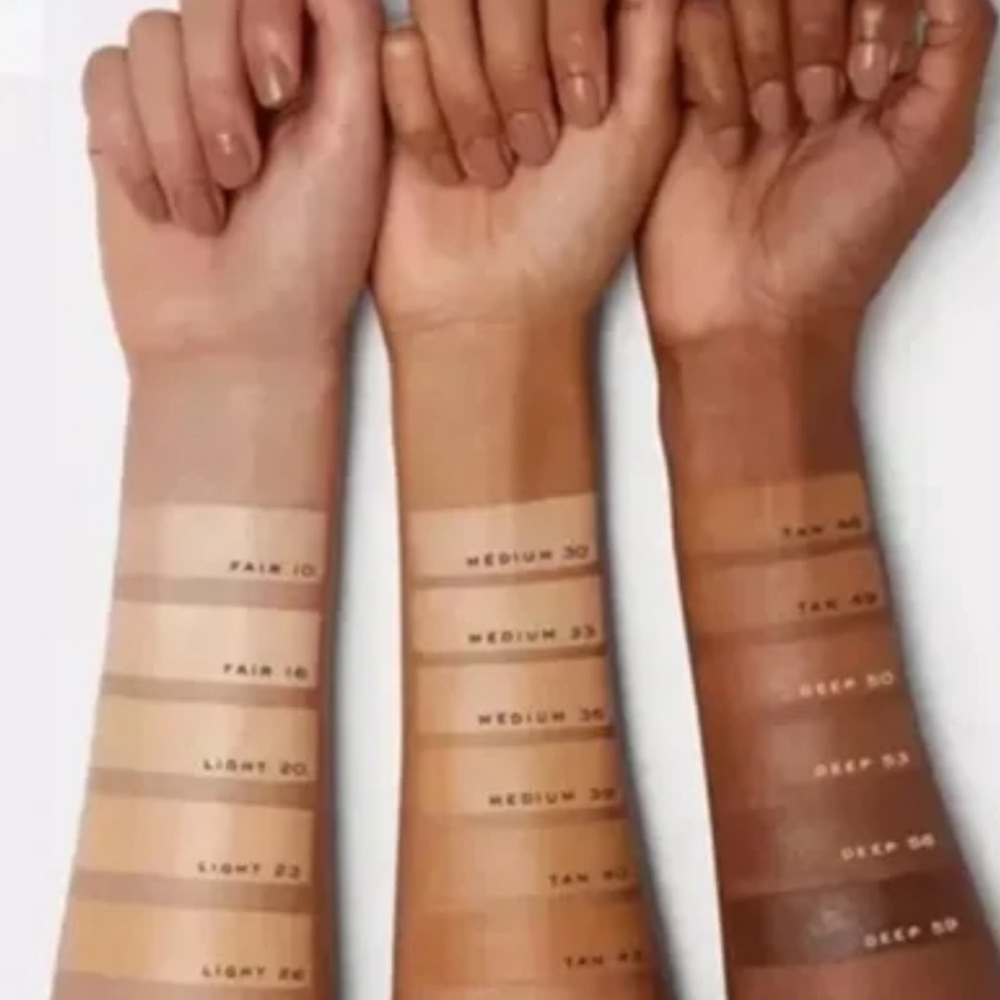 Marc Jacobs Accomplice Concealer & Touch-Up Stick Tan 49 0.17oz/5g New With Box - Picture 5 of 5